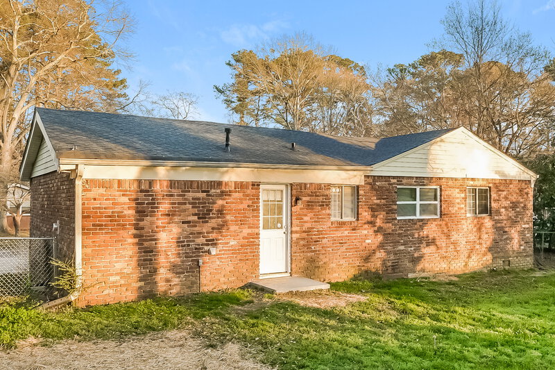 1,705/Mo, 6237 Continental Cir Morrow, GA 30260 Rear View