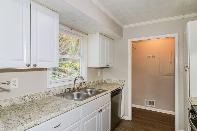 1,685/Mo, 7006 Knollwood Dr Morrow, GA 30260 Misc View 5