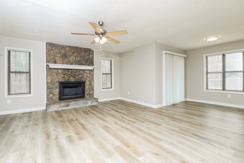 1,885/Mo, 4173 Woodcrest Dr Powder Springs, GA 30127 Misc View 2