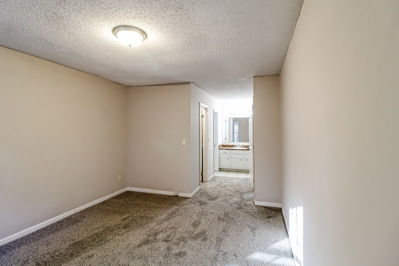 1,555/Mo, 5657 Estates Ct Norcross, GA 30093 Main Bedroom View 2