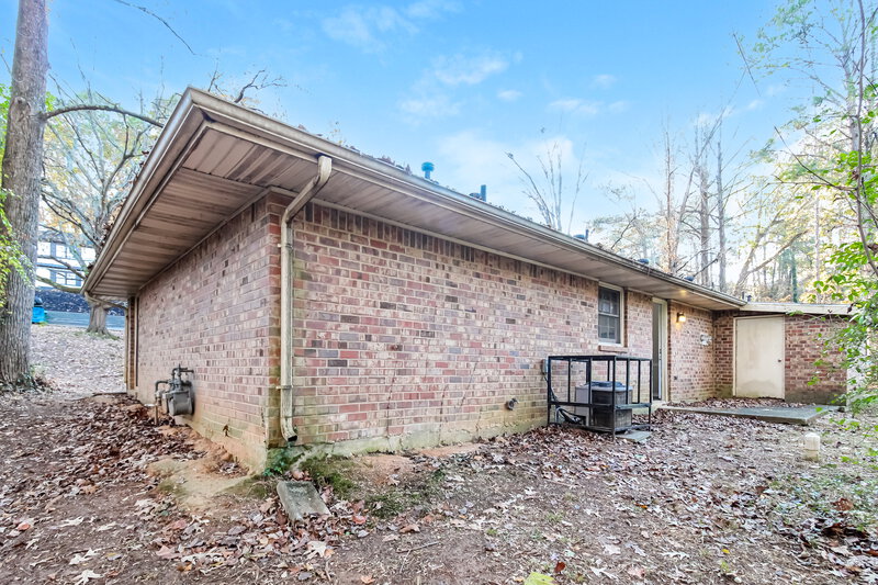 1,555/Mo, 5657 Estates Ct Norcross, GA 30093 Rear View