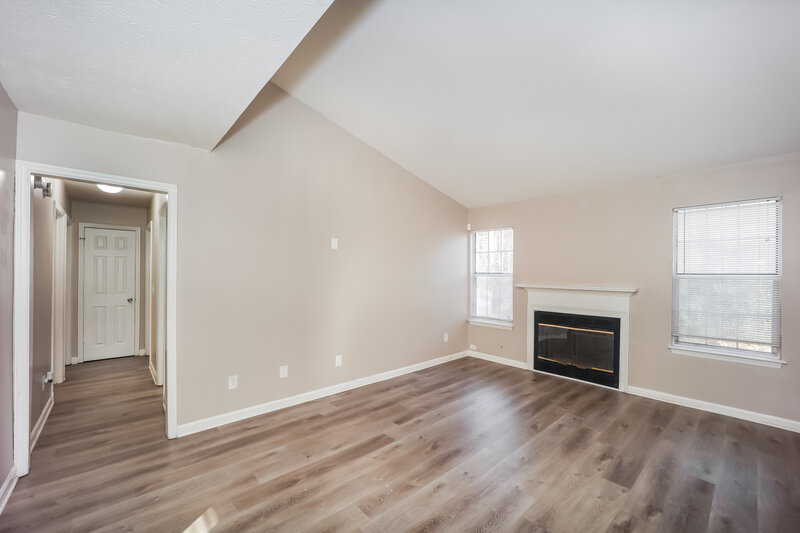 1,560/Mo, 3122 Chippewa Dr Rex, GA 30273 Living Room View