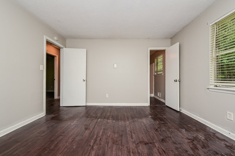 2,100/Mo, 3201 Chippewa Dr Rex, GA 30273 Main Bedroom View 2