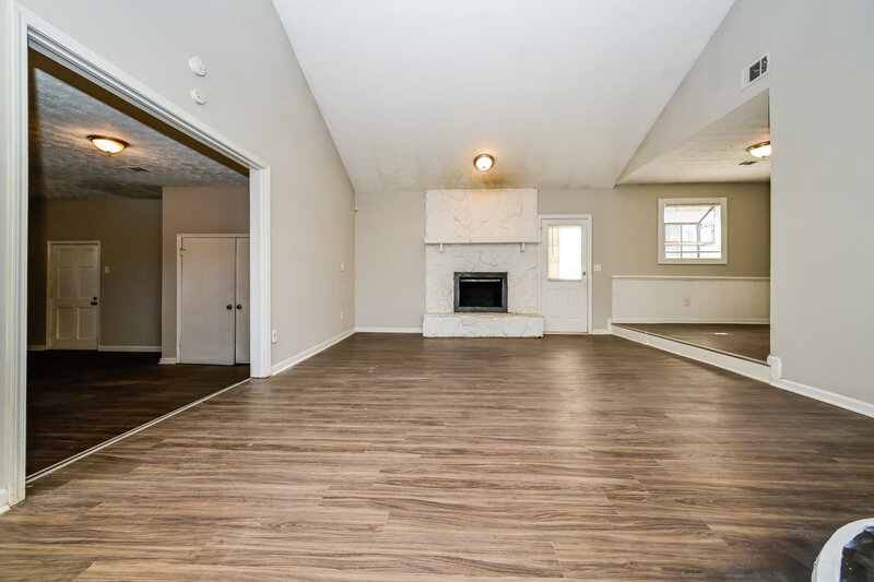 1,810/Mo, 3835 Charlotte Dr Rex, GA 30273 Living Room View