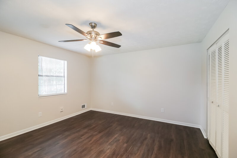 1,780/Mo, 127 Gristmill Ct Riverdale, GA 30274 Main Bedroom View