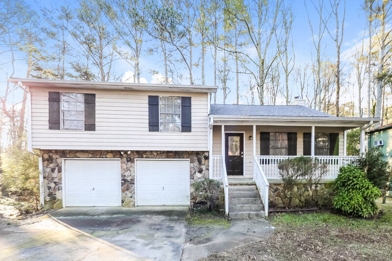 0/Mo, 175 Montego Cir Riverdale, GA 30274 External View