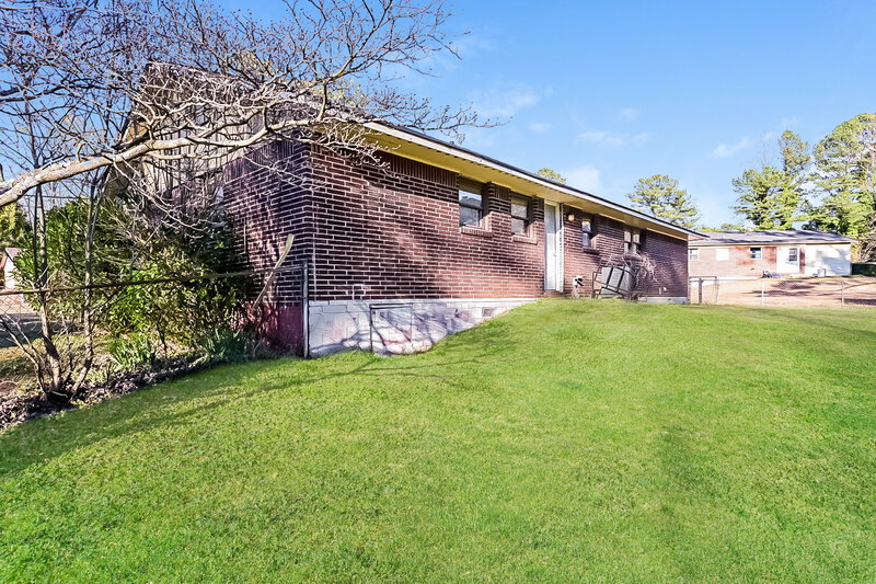 1,625/Mo, 263 Roxbury Dr Riverdale, GA 30274 Side View