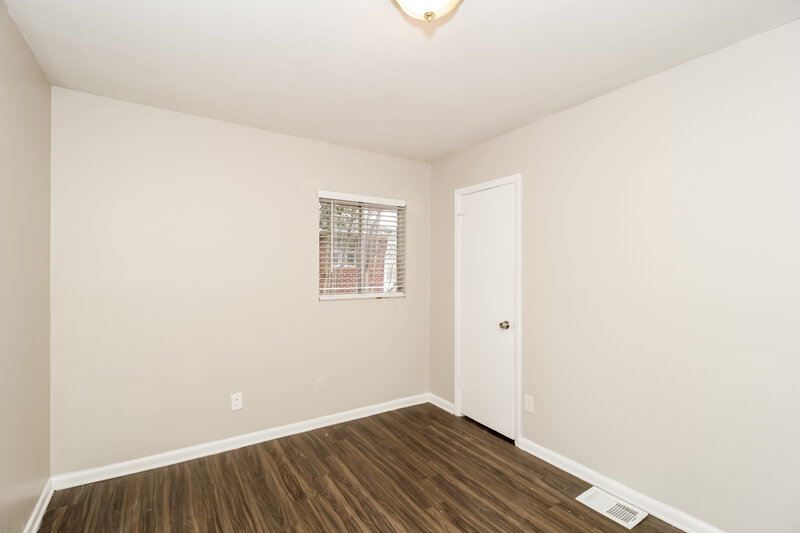 0/Mo, 479 Clara Dr Riverdale, GA 30274 Bedroom View 3