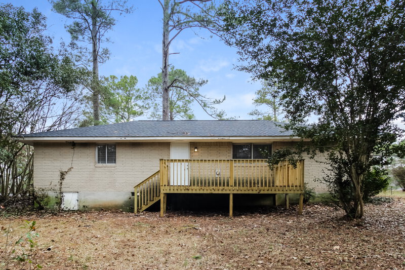 0/Mo, 479 Clara Dr Riverdale, GA 30274 Rear View