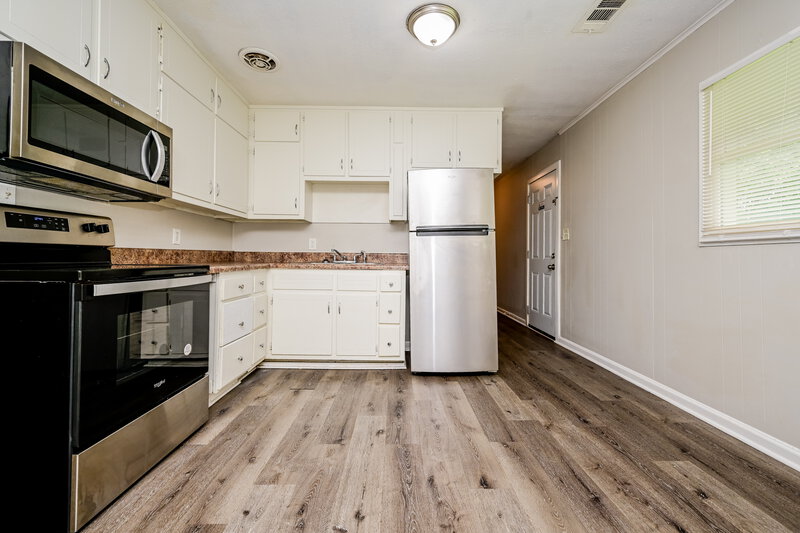 1,955/Mo, 494 Clara Dr Riverdale, GA 30274 Kitchen View