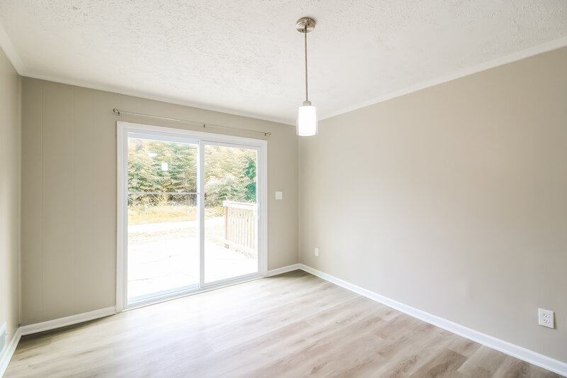 1,885/Mo, 558 Wavelyn Way Riverdale, GA 30274 Dining Room View