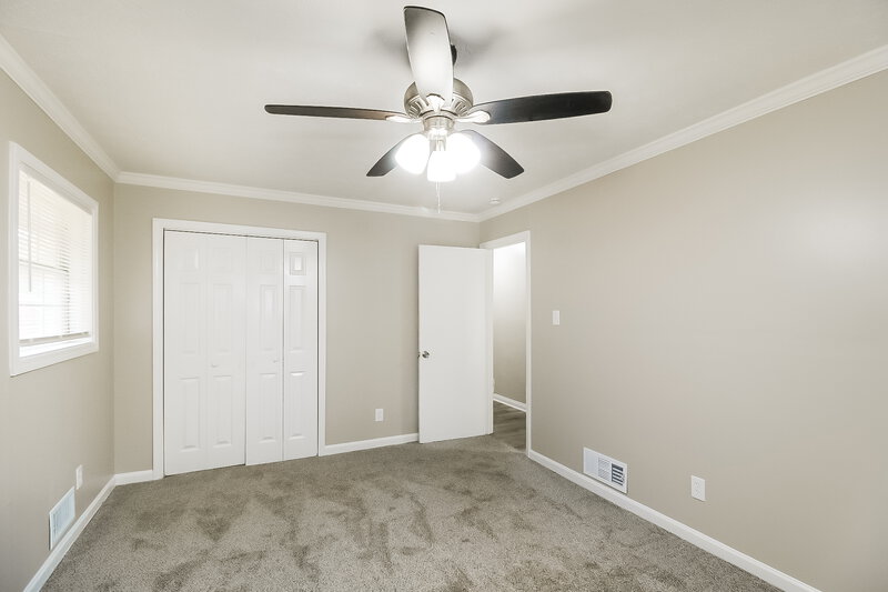 1,885/Mo, 558 Wavelyn Way Riverdale, GA 30274 Main Bedroom View 2