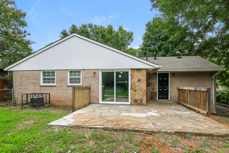1,885/Mo, 558 Wavelyn Way Riverdale, GA 30274 Rear View
