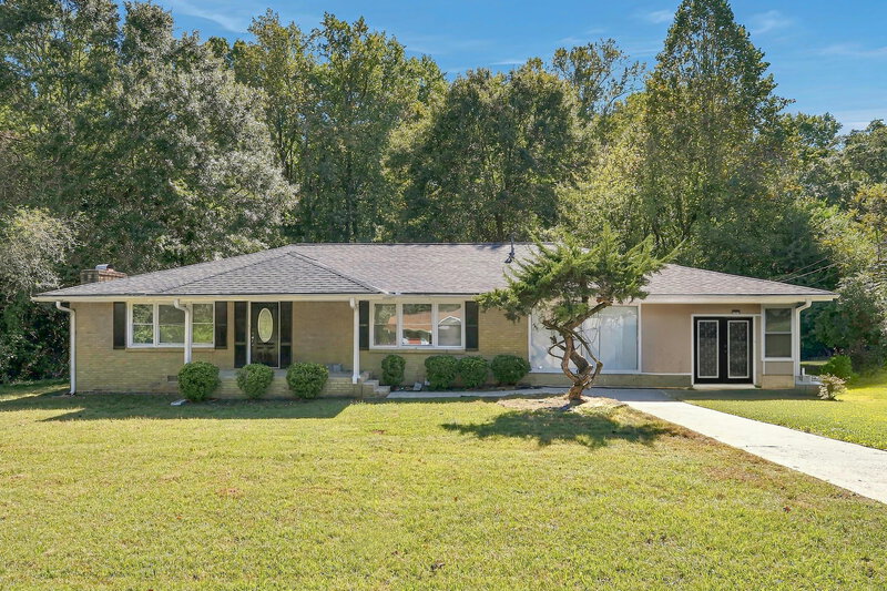 1,775/Mo, 608 Roundtree Riverdale, GA 30274 External View