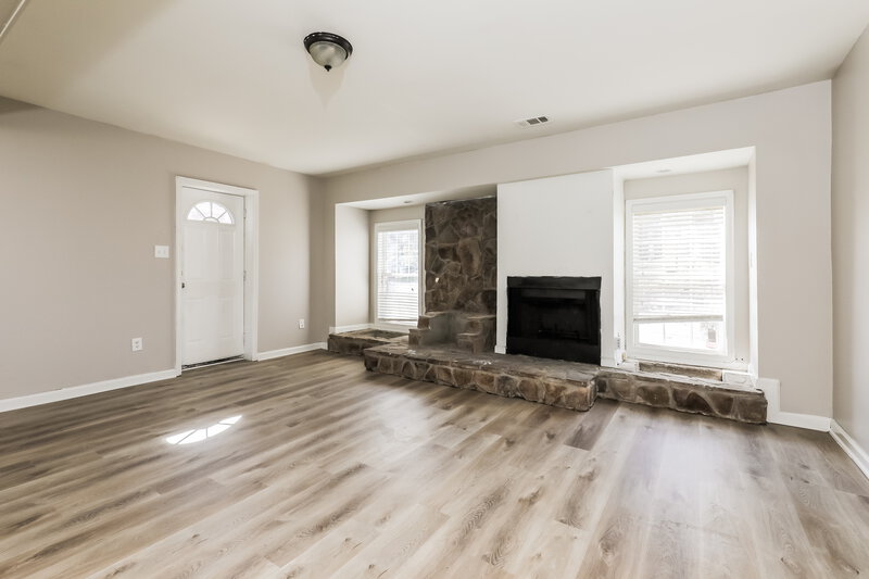 1,860/Mo, 6396 Thornhedge Dr Riverdale, GA 30296 Misc View 2