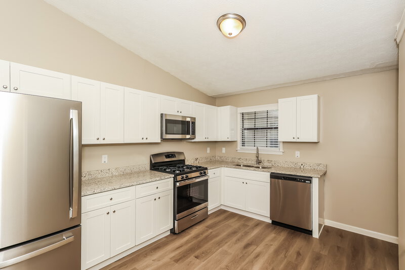 2,355/Mo, 6405 Beethoven Cir Riverdale, GA 30296 Kitchen View