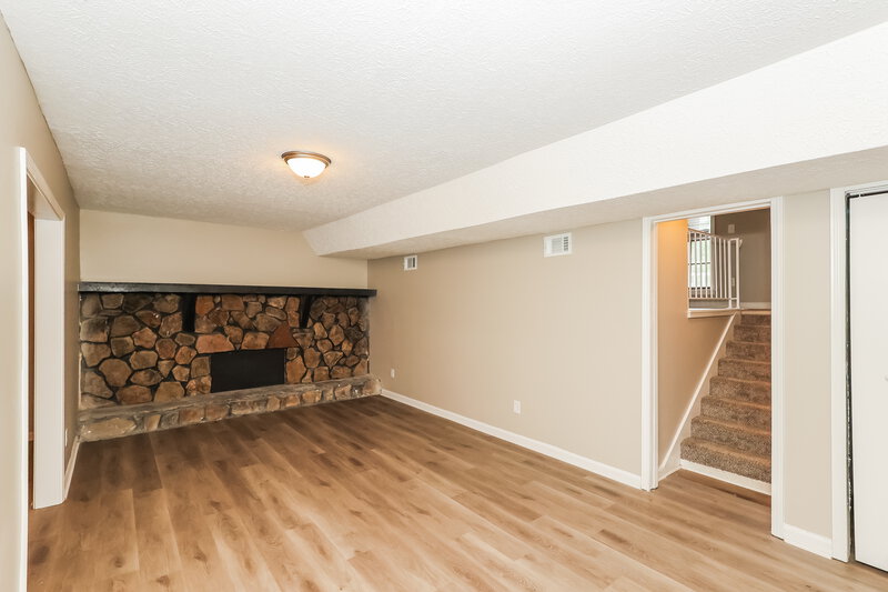 2,355/Mo, 6405 Beethoven Cir Riverdale, GA 30296 Family Room View