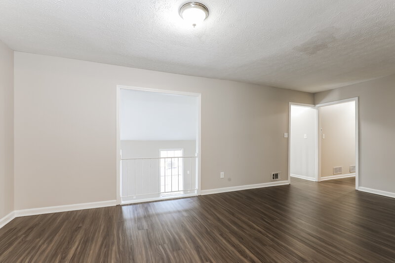 0/Mo, 6405 Beethoven Cir Riverdale, GA 30296 Family Room View 2