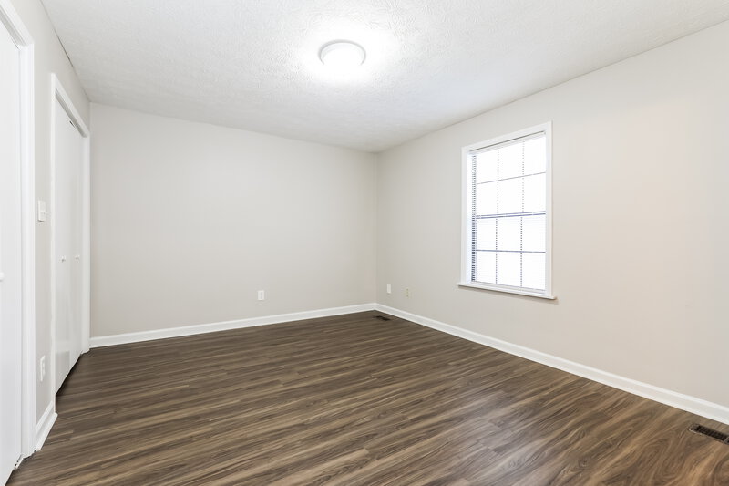 0/Mo, 6405 Beethoven Cir Riverdale, GA 30296 Main Bedroom View 2