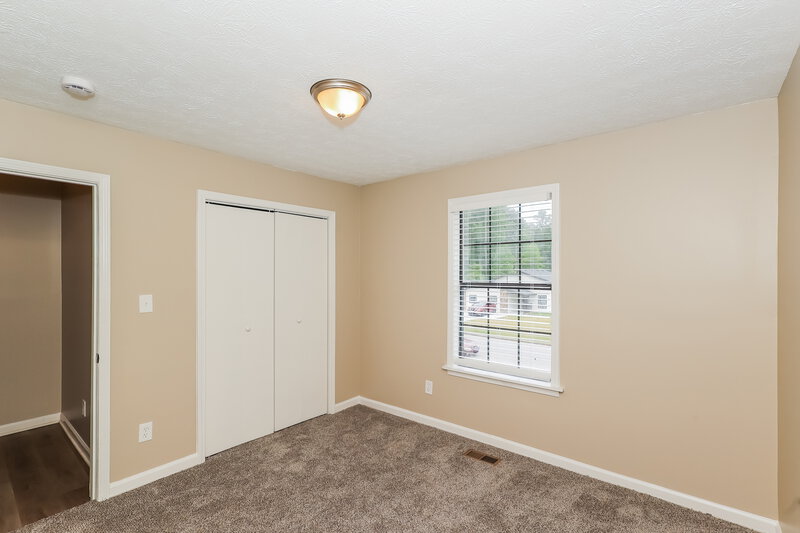 2,355/Mo, 6405 Beethoven Cir Riverdale, GA 30296 Bedroom View 3
