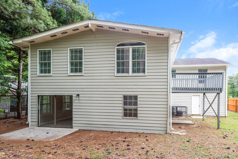 2,355/Mo, 6405 Beethoven Cir Riverdale, GA 30296 Rear View