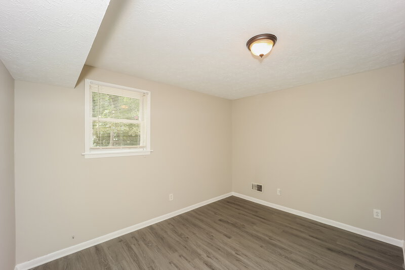 2,360/Mo, 402 VALIANT Lane Riverdale, GA 30274 Bedroom View 4