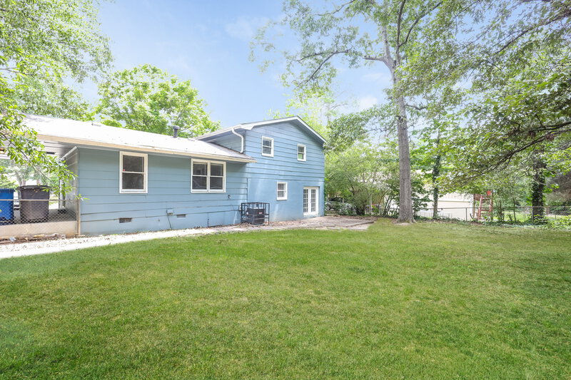 2,360/Mo, 402 VALIANT Lane Riverdale, GA 30274 Rear View 3
