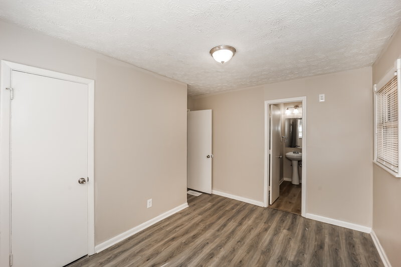 1,600/Mo, 7032 Ray St Riverdale, GA 30274 Main Bedroom View 2