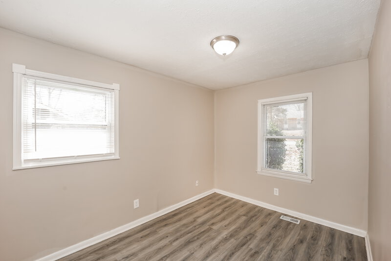 1,600/Mo, 7032 Ray St Riverdale, GA 30274 Bedroom View 3