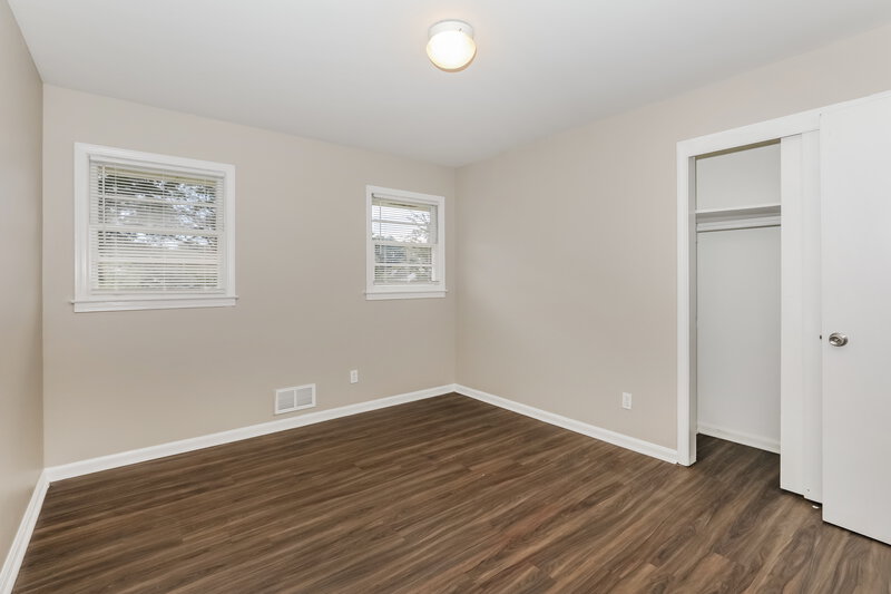 1,980/Mo, 7487 Grayson Dr Riverdale, GA 30296 Bedroom View 2
