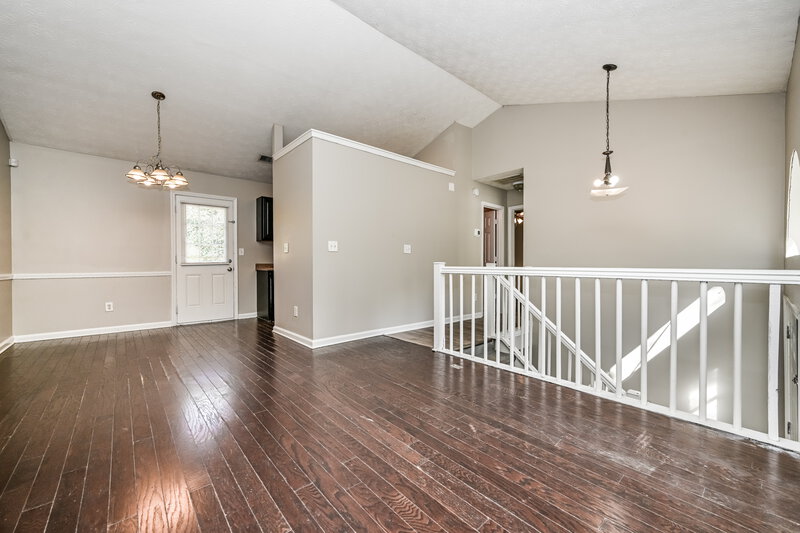 2,610/Mo, 7105 E Village Ct Riverdale, GA 30296 Living Room View 3