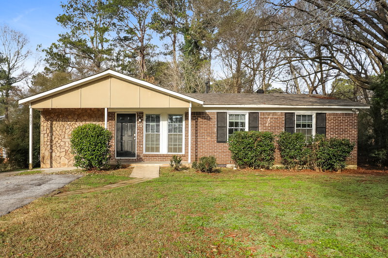 1,400/Mo, 6707 Willow Twig Rd Riverdale, GA 30274 External View