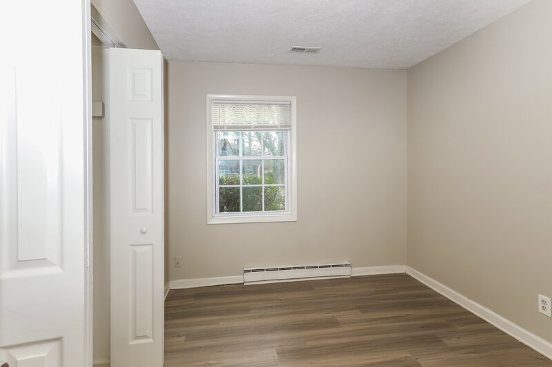 1,400/Mo, 6707 Willow Twig Rd Riverdale, GA 30274 Bedroom View 2