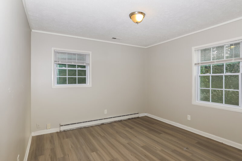 1,400/Mo, 6707 Willow Twig Rd Riverdale, GA 30274 Bedroom View 3