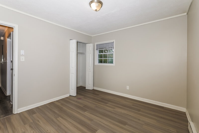 1,400/Mo, 6707 Willow Twig Rd Riverdale, GA 30274 Bedroom View 6