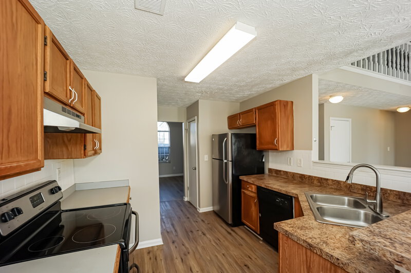 1,840/Mo, 7883 W Shore Ct Riverdale, GA 30296 Kitchen View