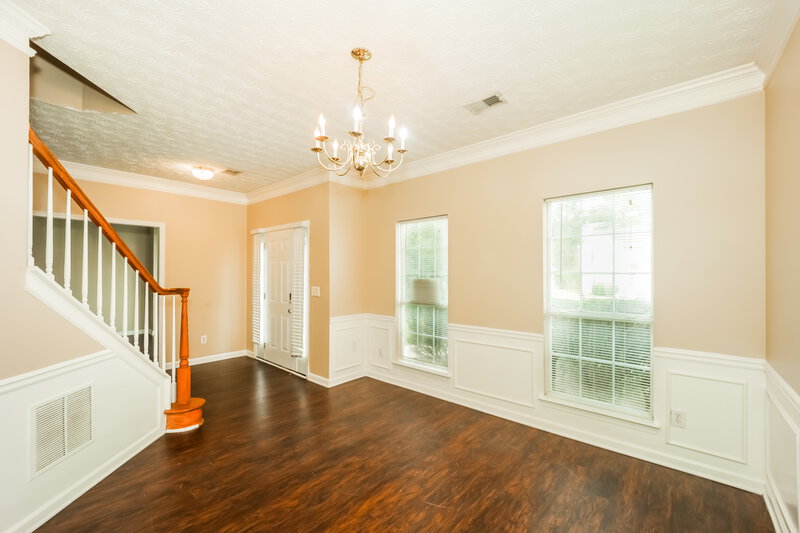 2,200/Mo, 8639 Glendevon Ct Riverdale, GA 30274 Dining Room View