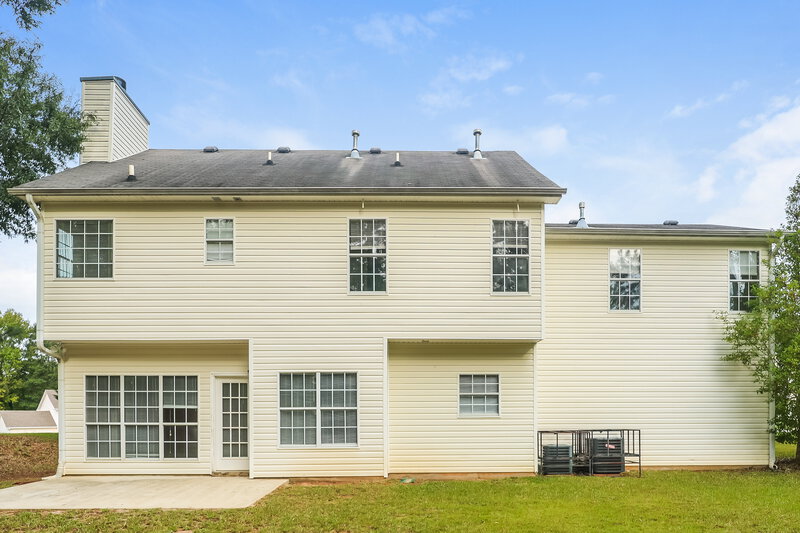 2,200/Mo, 8639 Glendevon Ct Riverdale, GA 30274 Rear View