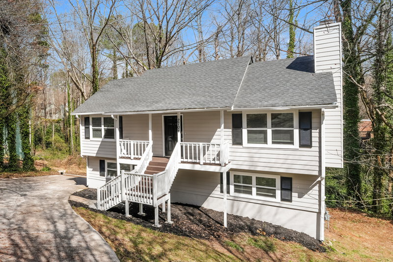 1,850/Mo, 2704 Laurel View Dr Snellville, GA 30039 Front View