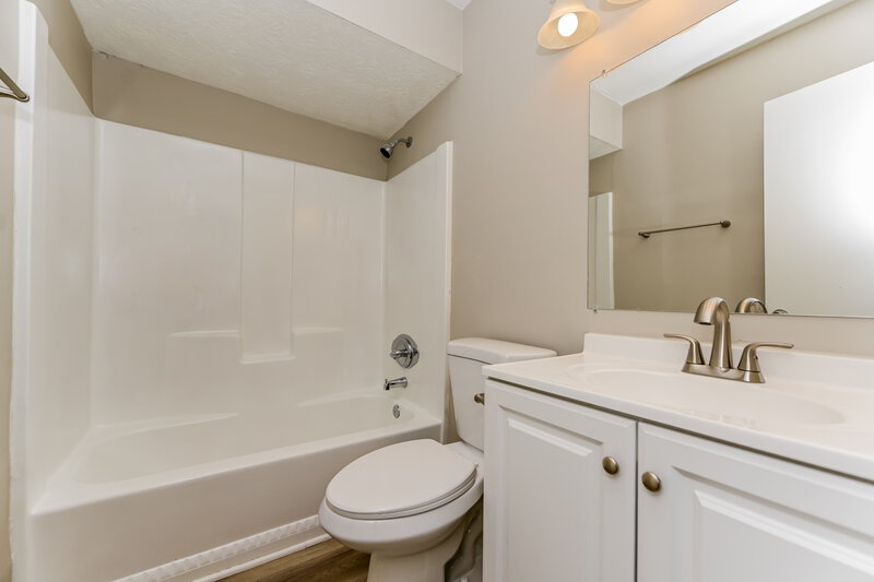 1,740/Mo, 119 Adrian Dr Stockbridge, GA 30281 Main Bathroom View