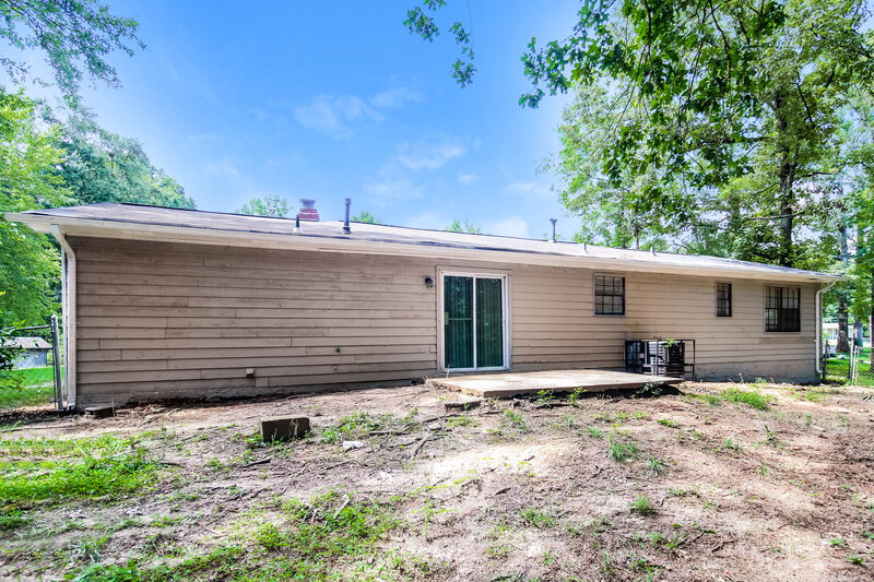1,675/Mo, 225 Carriage Cir Stockbridge, GA 30281 Rear View