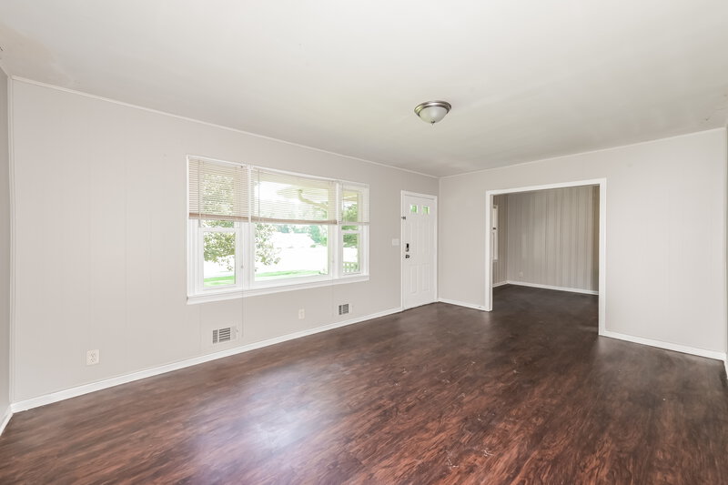 1,775/Mo, 58 Rustic Rd Stockbridge, GA 30281 Living Room View 2