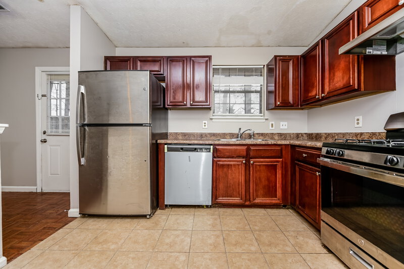 2,560/Mo, 1102 Cherokee Hts Stone Mountain, GA 30083 Misc View 3