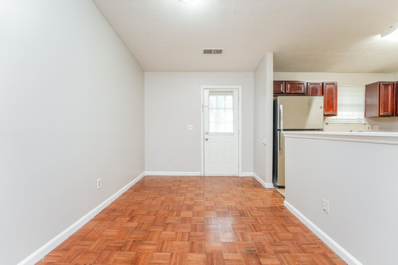 2,140/Mo, 1102 Cherokee Hts Stone Mountain, GA 30083 Breakfast Nook View