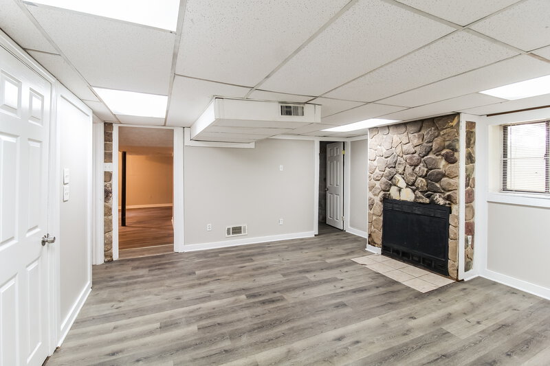 1,740/Mo, 1767 BIG VALLEY Lane Stone Mountain, GA 30083 Family Room View 2