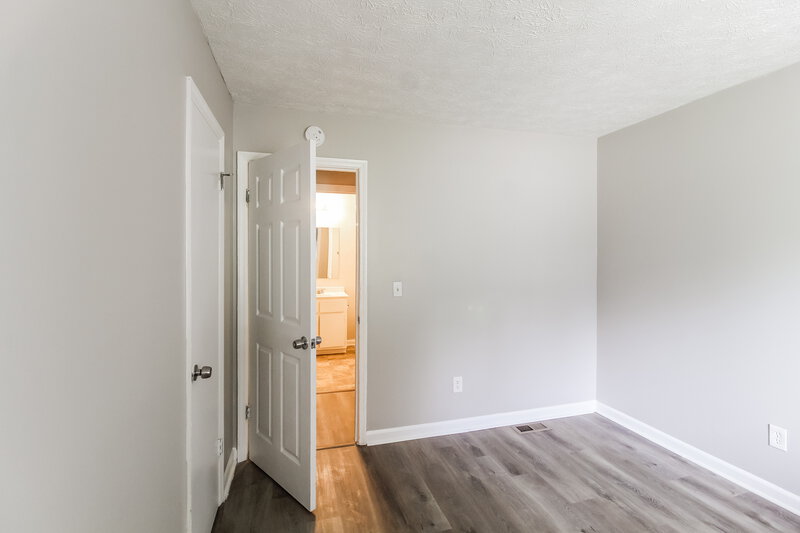 1,740/Mo, 1767 BIG VALLEY Lane Stone Mountain, GA 30083 Bedroom View