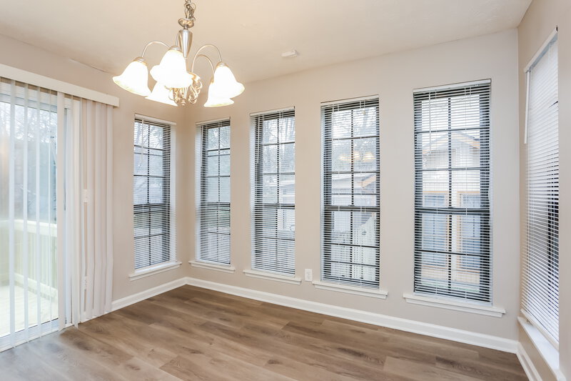 1,550/Mo, 4723 Old Highgate Entry Stone Mountain, GA 30083 Dining Room View 2