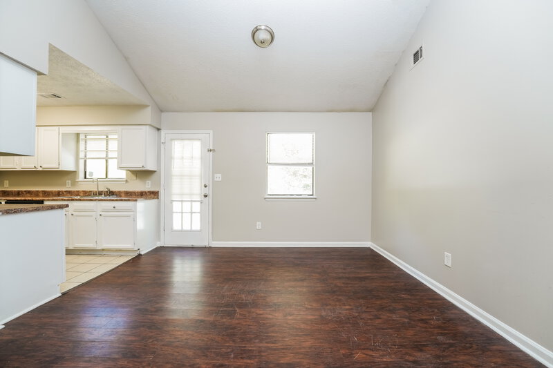 1,595/Mo, 488 Carillon Ln Stone Mountain, GA 30083 Breakfast Nook View