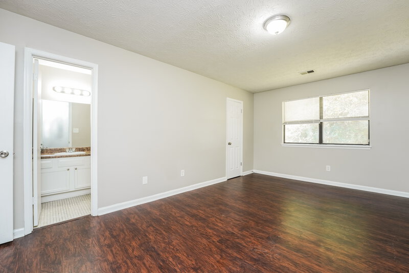 1,595/Mo, 488 Carillon Ln Stone Mountain, GA 30083 Main Bedroom View