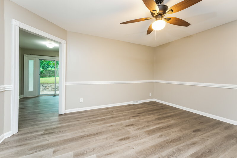 1,895/Mo, 4996 SHEILA Lane Stone Mountain, GA 30083 Living Room View